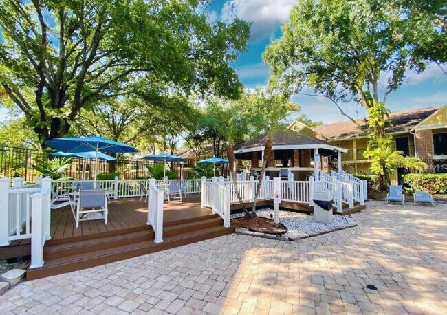 Building Photo - 8613 Mallard Reserve Dr