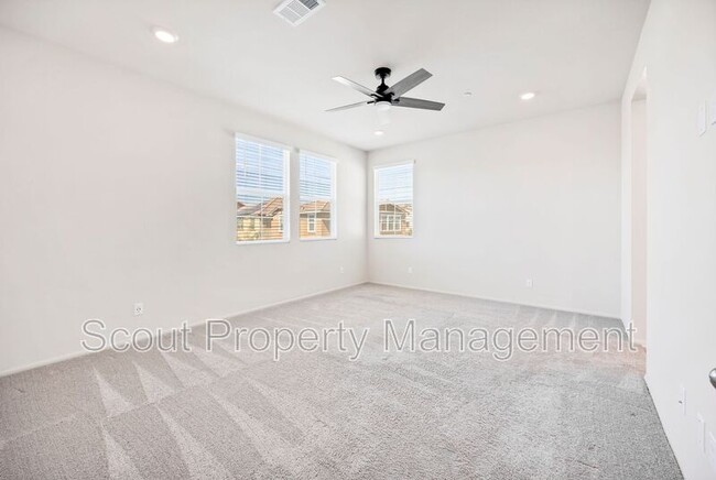 Building Photo - 40383 Birchfield Dr