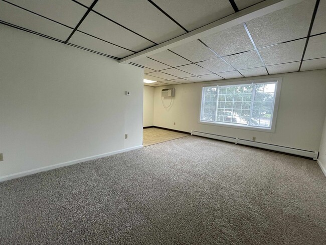 Building Photo - 3961 Brown Ave