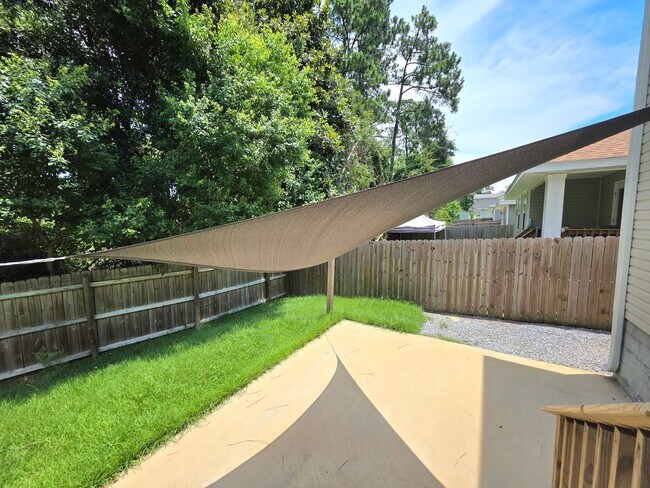 Building Photo - Quaint 3-Bedroom Home - Cardinal Cove