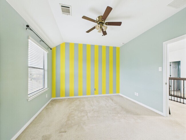 Building Photo - Sendero Springs