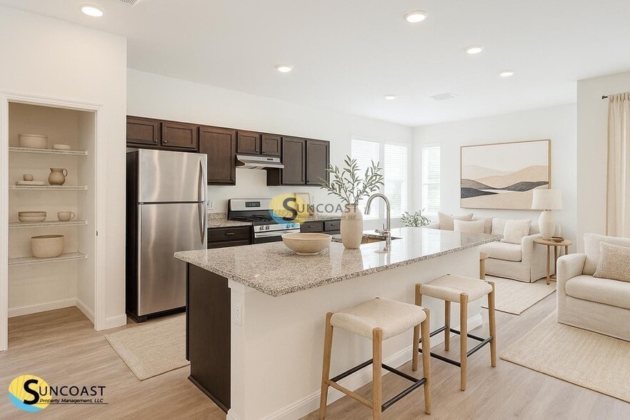 Building Photo - 585 Marion Oaks Pass