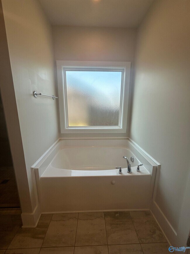 Building Photo - 177 Cherry Laurel Dr