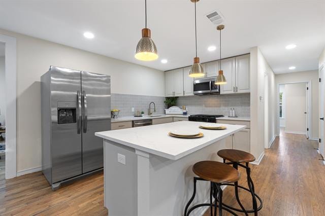 Building Photo - 10230 Newcombe Dr