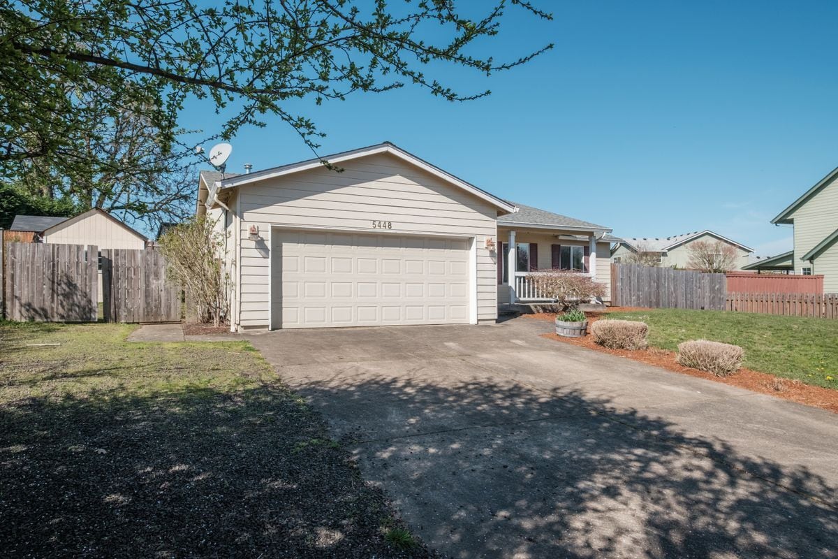 Building Photo - 5448 Siletz Ln