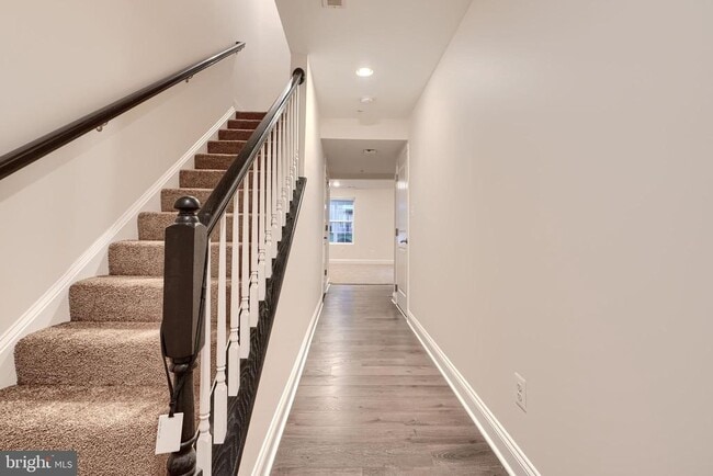 Building Photo - 1309 Spindrift Rd