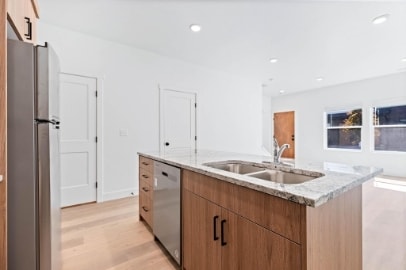 Building Photo - 35 N Gateway Dr