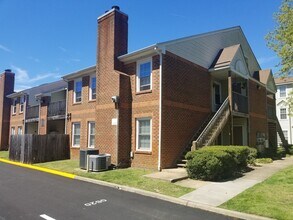 Building Photo - 2 Bed 2 Bath Condo