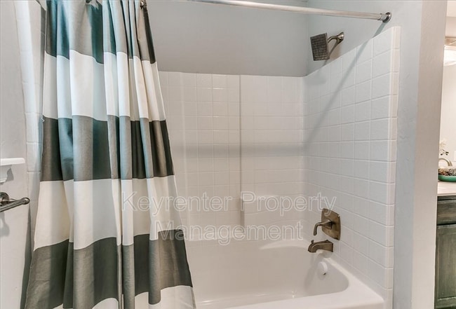 Building Photo - 15316 Hill Branch Rd