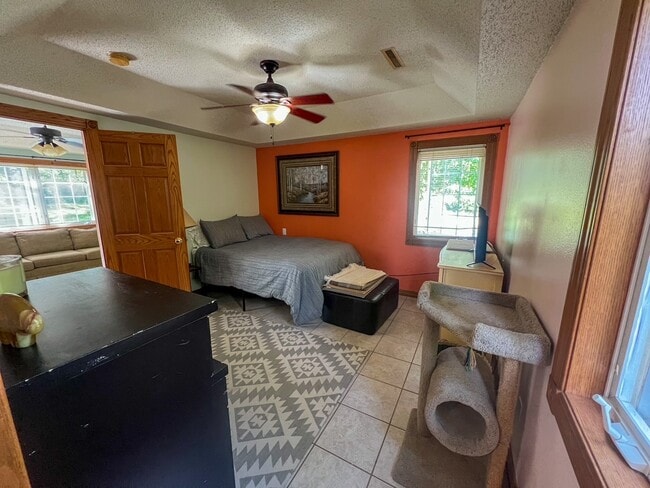 Building Photo - 3036 IA-1
