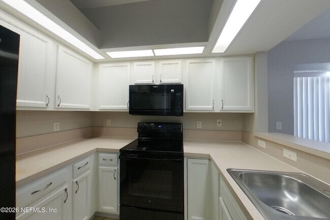 Building Photo - 1163 Homard Blvd E