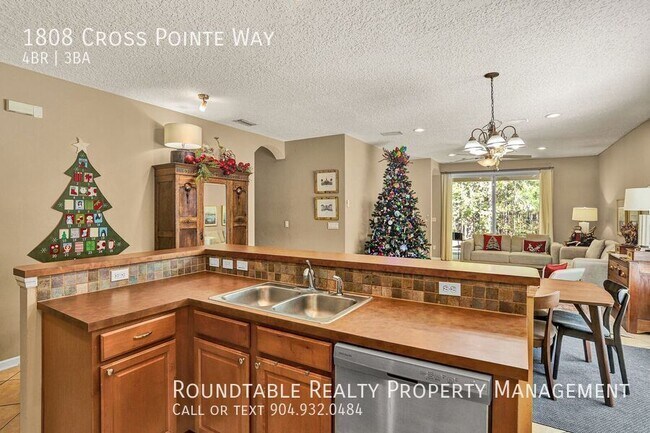 Building Photo - 1808 Cross Pointe Way