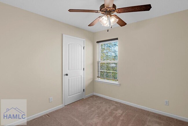 Building Photo - 469 Archie Way