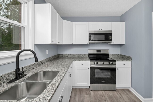 Building Photo - Fully Renovated 3-Bedroom Corner-Lot Gem Near Downtown Columbia & USC!