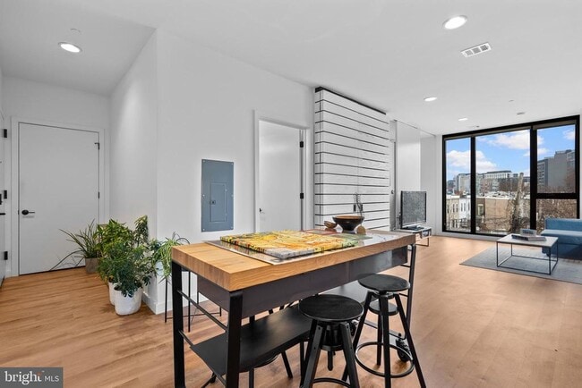 Building Photo - 57 N St NW