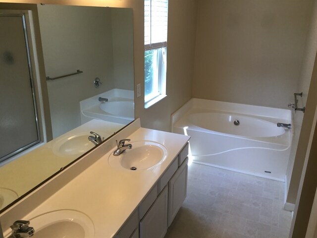 Building Photo - 947 Evergreen Park Ln