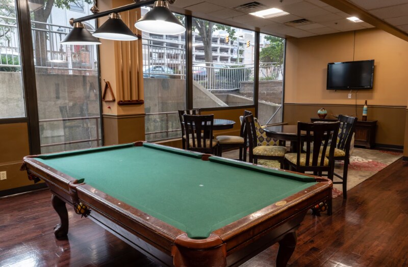 Building Photo - 301 Chestnut St