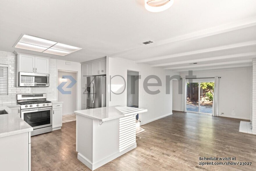 Building Photo - 1230 Becket Dr