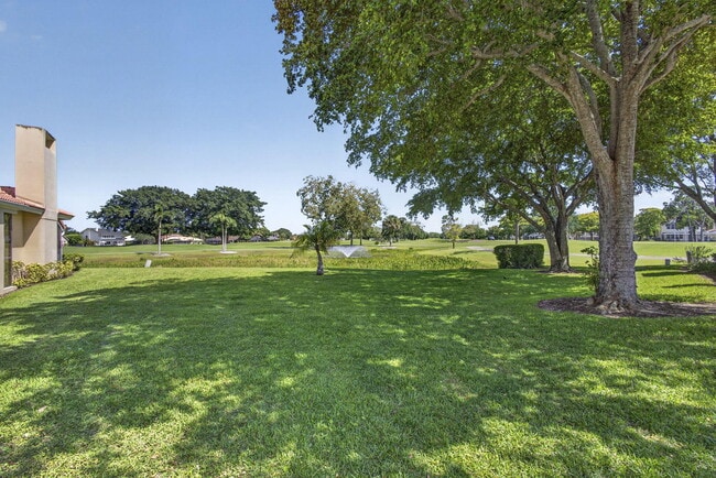 Building Photo - 259 Old Meadow Way