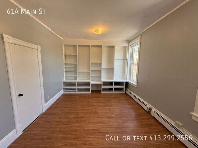 Building Photo - 61A Main St-