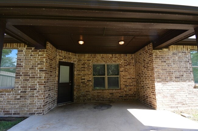 Building Photo - 15542 County Rd 178