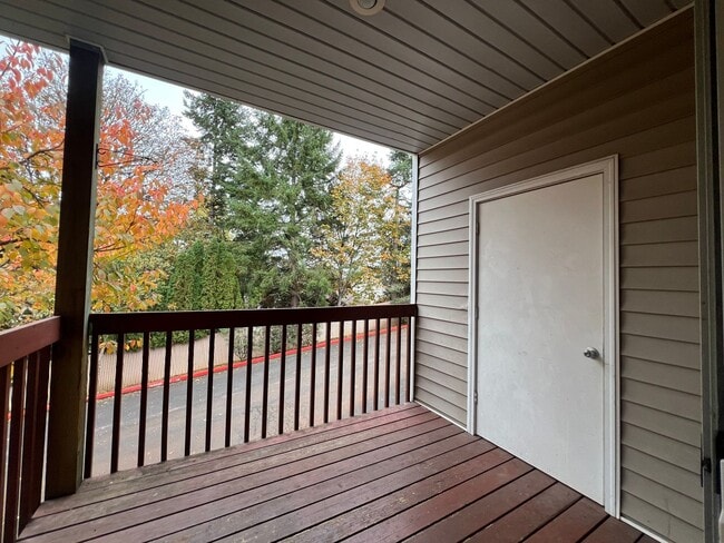 Building Photo - Rent Special: 1/2 Off February's Rent