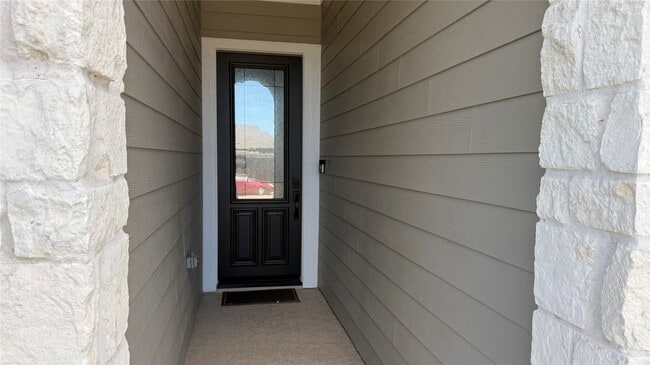 Building Photo - 215 Amaranth Wy