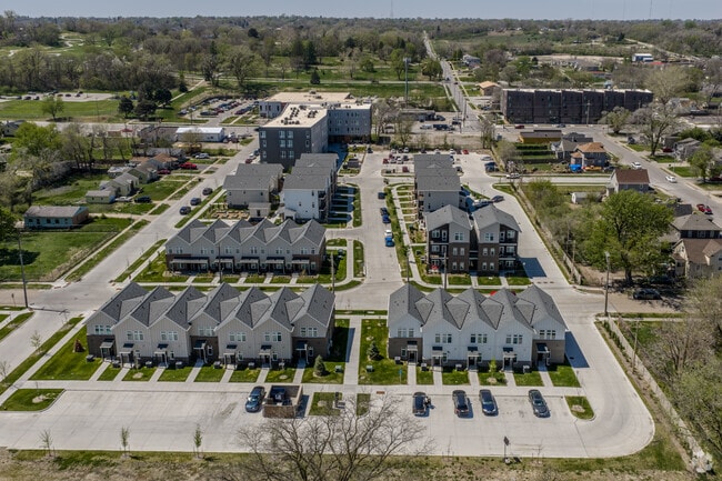 Building Photo - Spencer Apartments