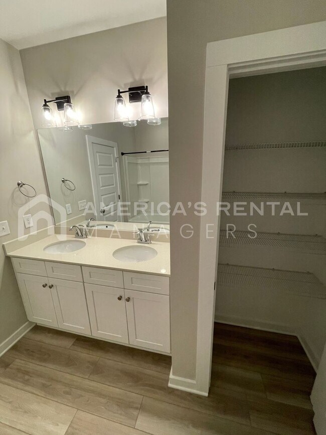 Building Photo - Roomy Home for Rent in Cullman, AL…6 Foot Privacy Fence. AVAILABLE NOW!!