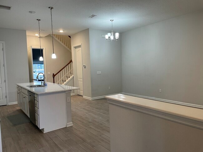 Building Photo - 64 Seastar Ct