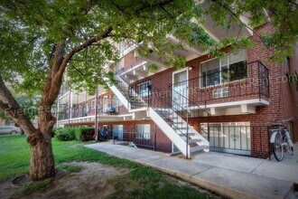 Building Photo - 1109 Alford St