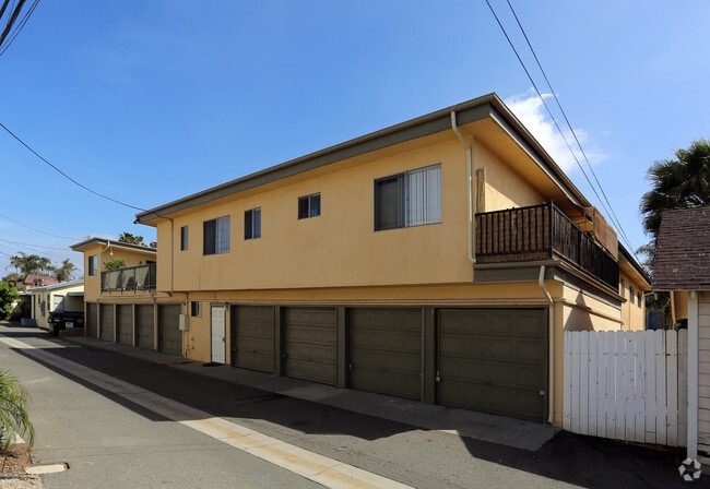 Building Photo - Myers Seaside Apartments