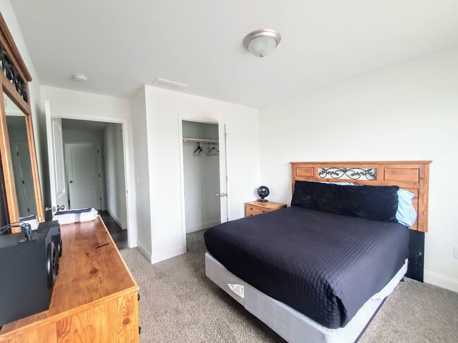 Primary Photo - Beautiful home close to post