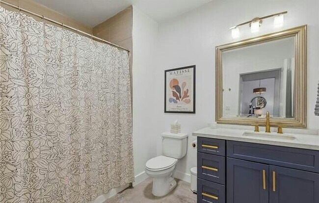 Building Photo - 24545 Town Center Dr