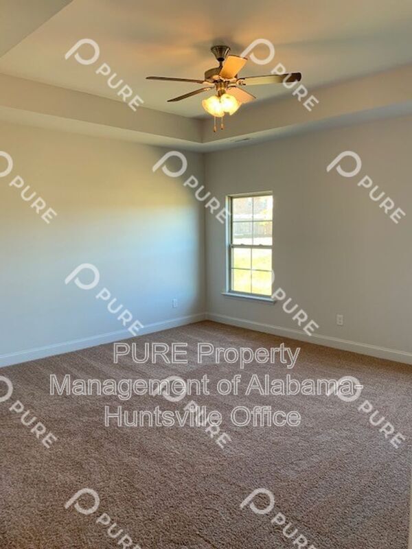 Building Photo - 283 Abercorn Dr