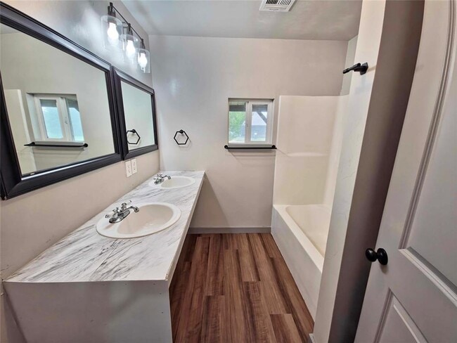 Building Photo - 2750 Cobalt Ct NW