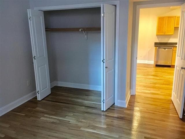 Building Photo - 353 Grove St