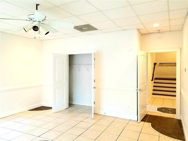 Building Photo - 3306 Chastain Ridge Dr