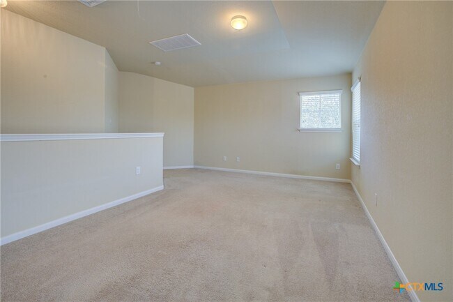 Building Photo - 775 Spectrum Dr