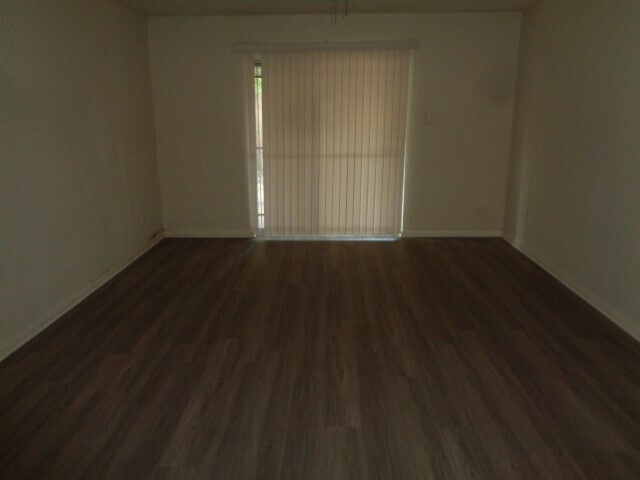 Building Photo - 2502 Creekway Cir
