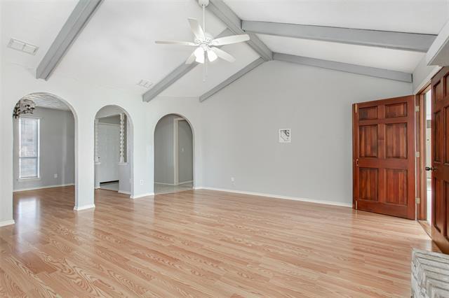 Building Photo - 2732 Parkhaven Dr