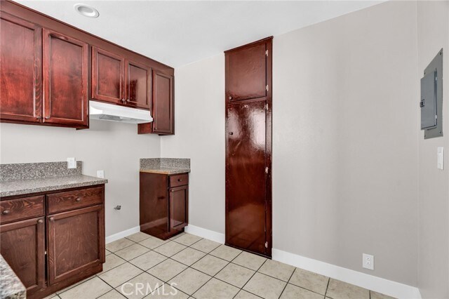 Building Photo - 5828 Whitsett Ave