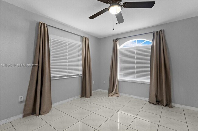 Building Photo - 10168 NW 126th Terrace