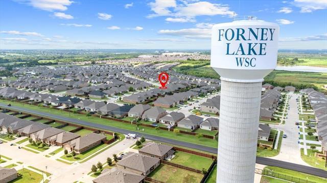 Building Photo - 2408 Buchanan Ln