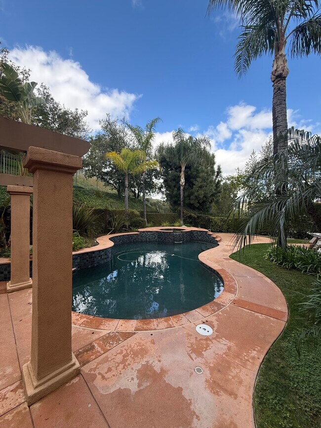 Building Photo - 7431 Dorie Dr