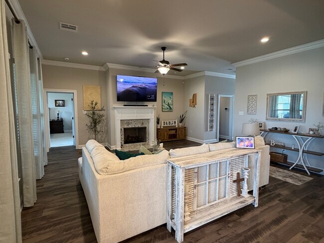 Building Photo - 3856 Sandbar Dr