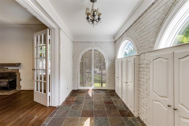 Building Photo - 4415 Southern Ave