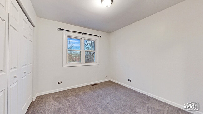 Building Photo - 239 Capitol Dr