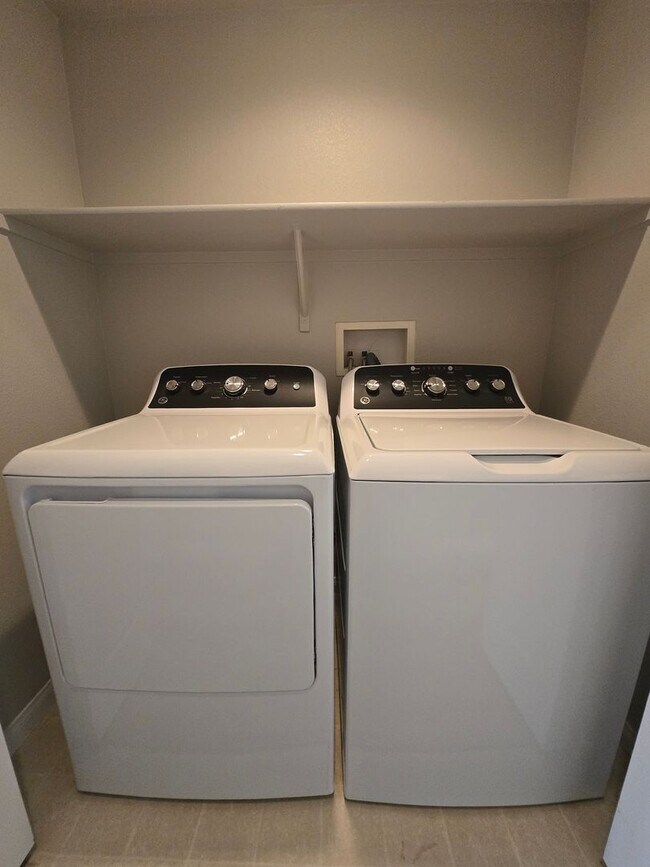 Building Photo - One Story Home in Summerlin