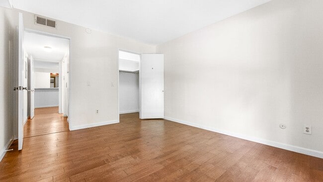 Building Photo - Beautiful Mountain Condo. 3 Bed-2Bath